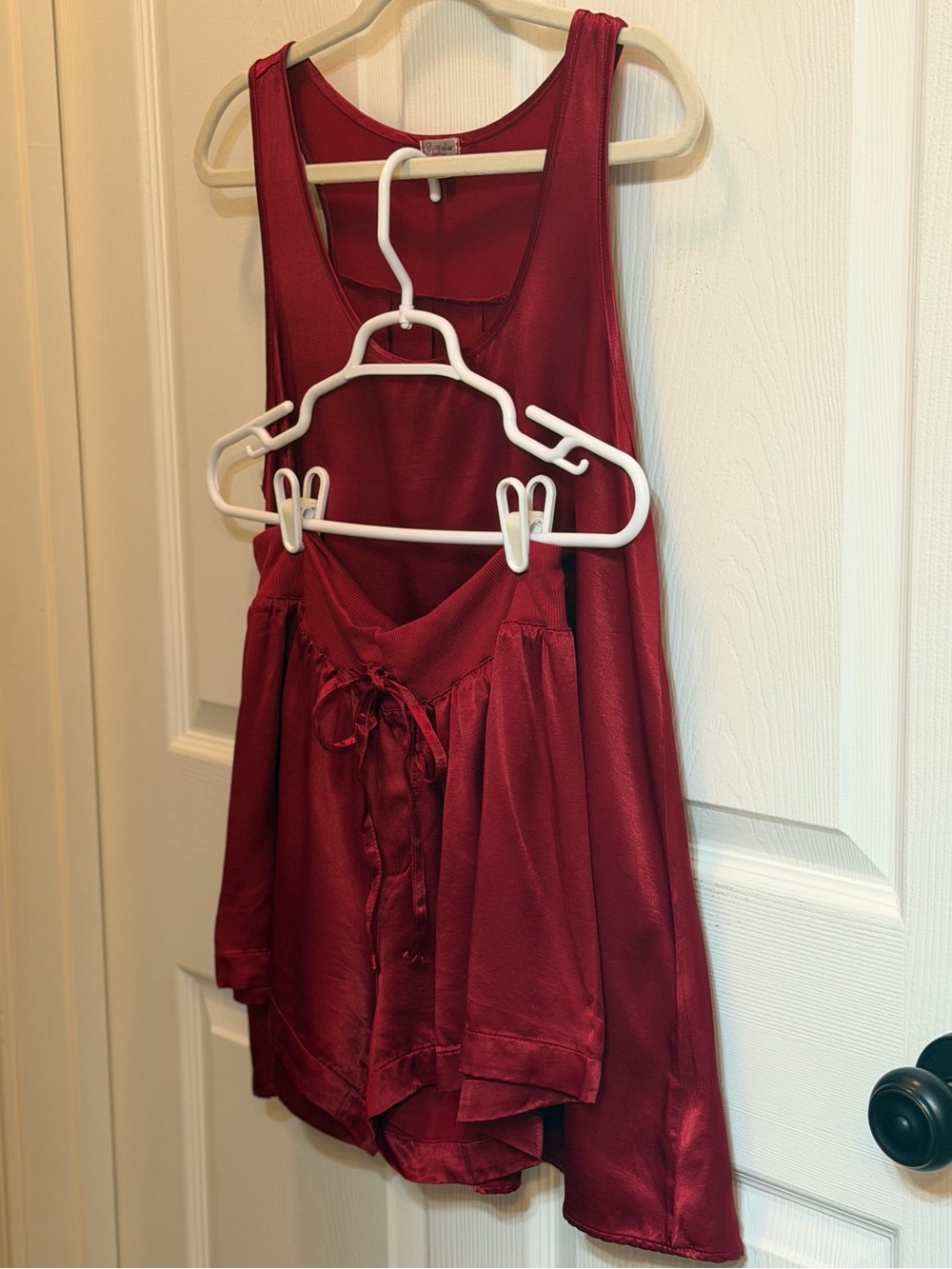 PJ Harlow set